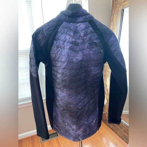 North Face Jacket!! - Picture 5 of 7